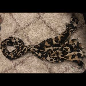 Leopard print scarf